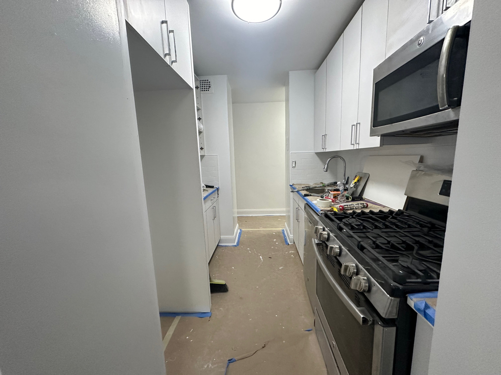 401 East 88th Street - Photo 0
