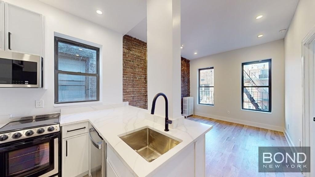 525 East 83rd Street - Photo 2