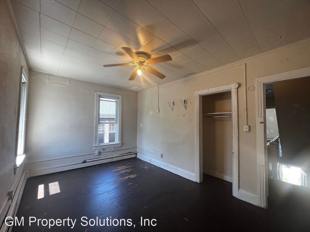 306 W Jackson Street - Photo 14