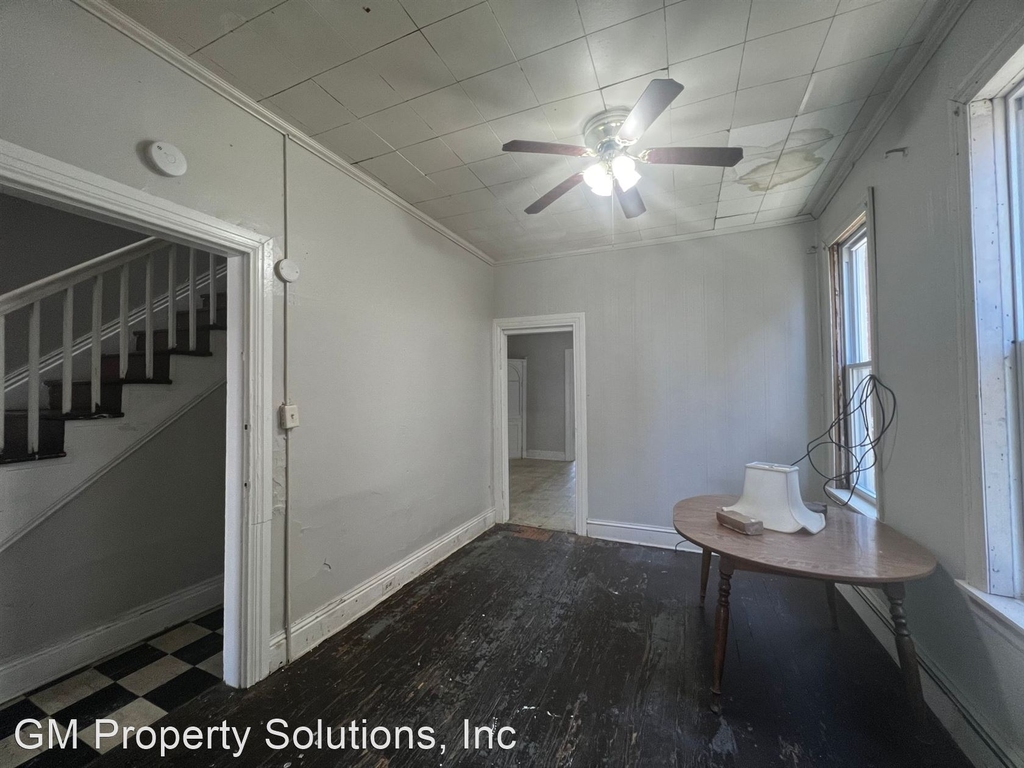 306 W Jackson Street - Photo 33