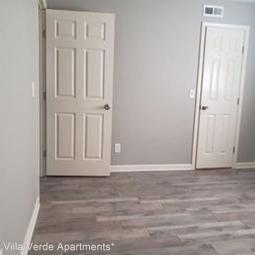 6050 S Harvey Ave - Photo 2