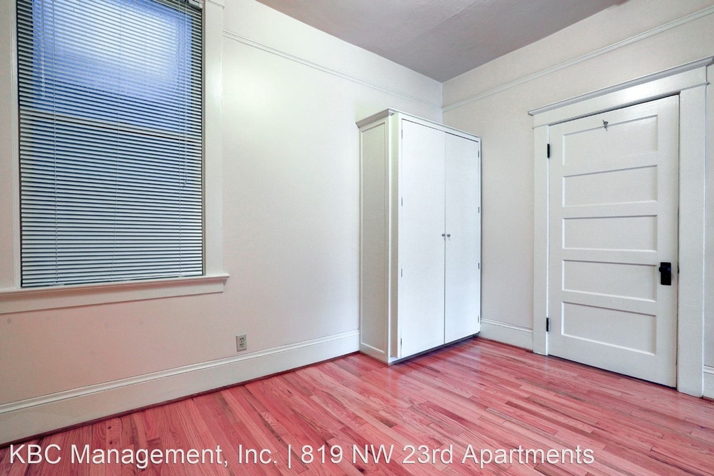 819 Nw 23rd Ave - Photo 6