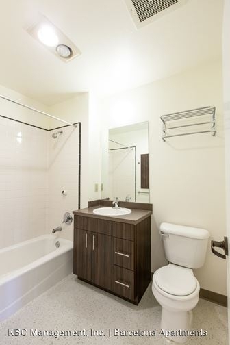 210 Nw 20th Ave - Photo 6