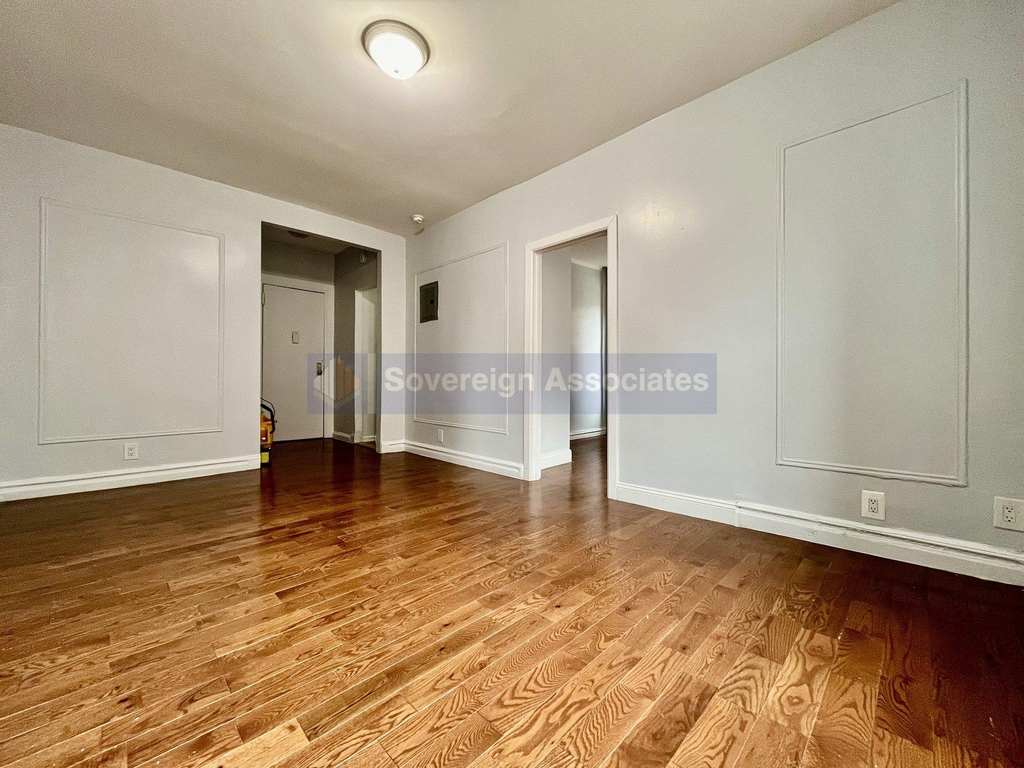 518 West 204th Street - Photo 2