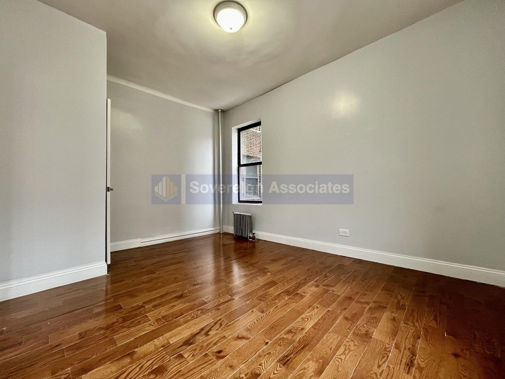 518 West 204th Street - Photo 4