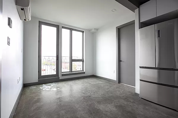 410 Tompkins Avenue - Photo 10