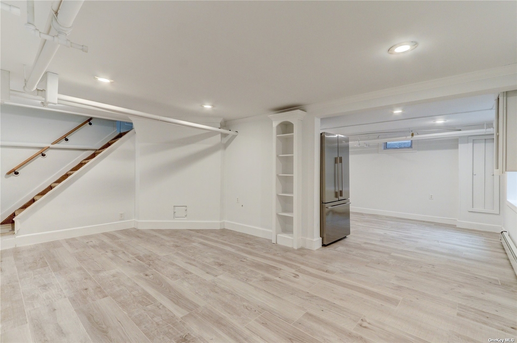 105 Laurel Avenue - Photo 17