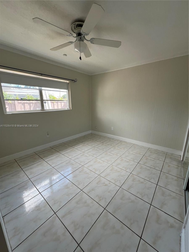 12320 Sw 191st Ter - Photo 12