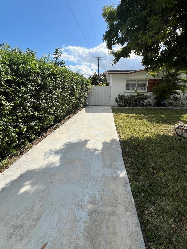 12320 Sw 191st Ter - Photo 25