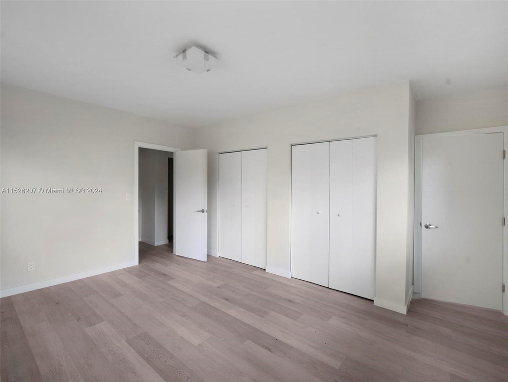 1525 Michigan Ave - Photo 8