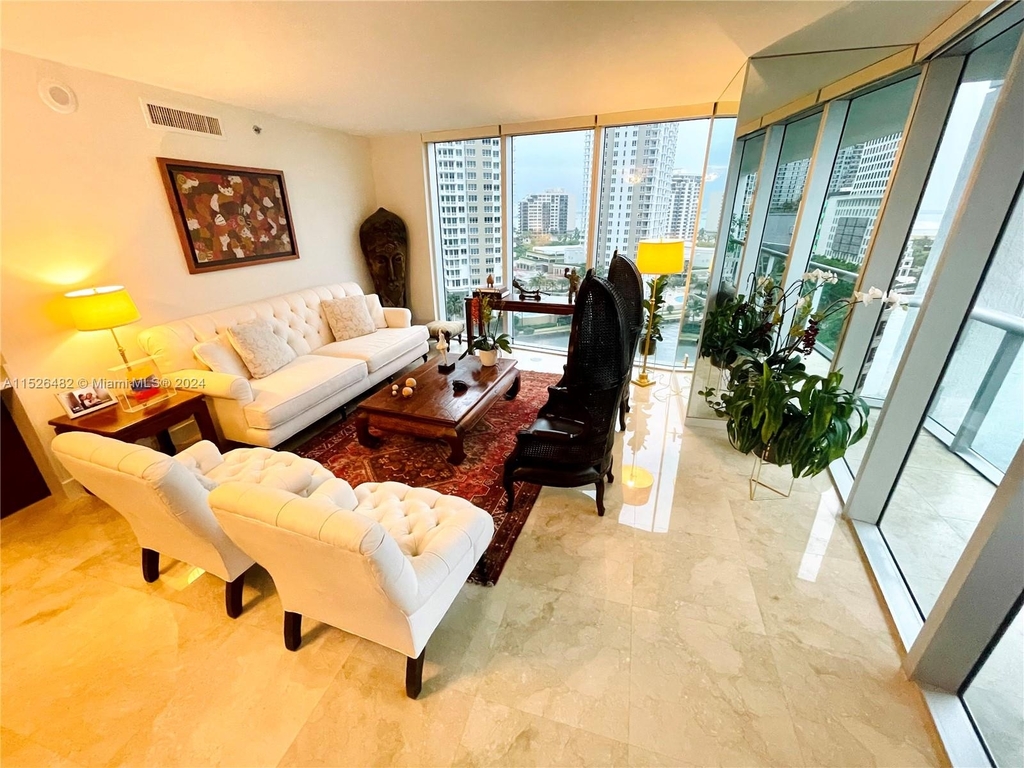 495 Brickell Ave - Photo 7