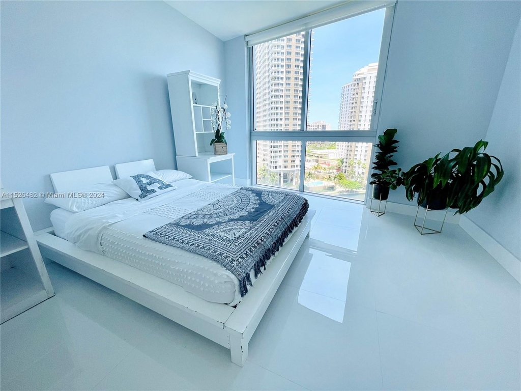 495 Brickell Ave - Photo 14