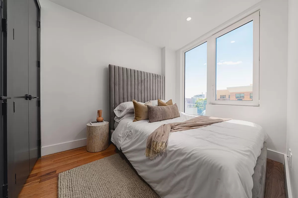 375 Lefferts Avenue - Photo 1