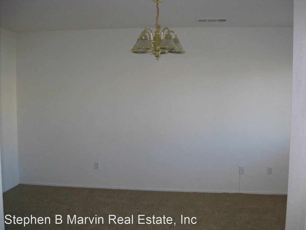 1724 Granville Way - Photo 1