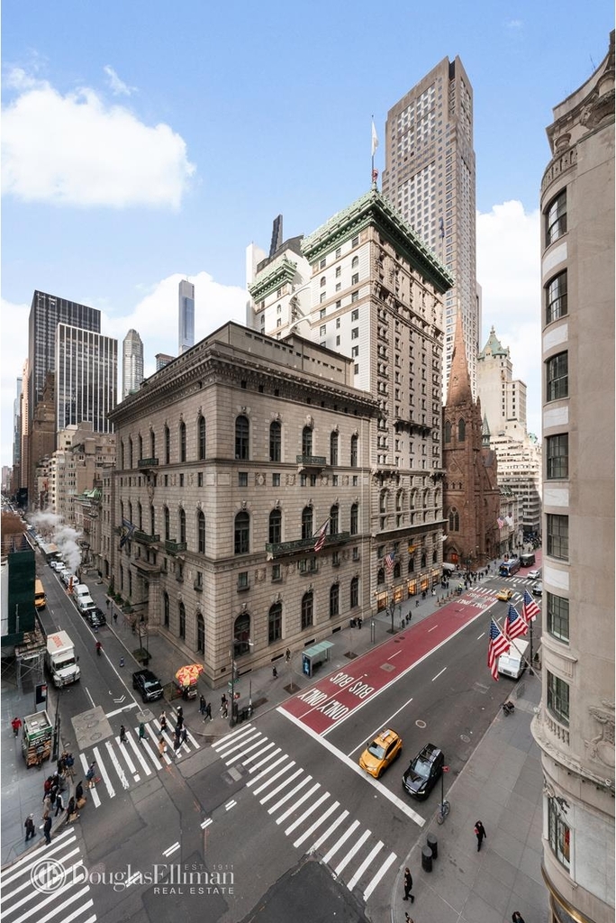 685 Fifth Ave - Photo 6