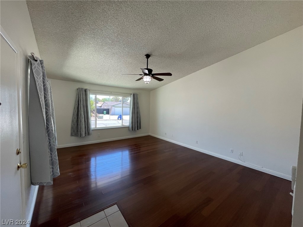 1312 Ramona Lane - Photo 2