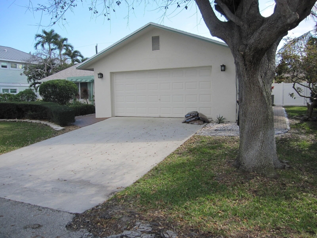 10 Sailfish Lane - Photo 0