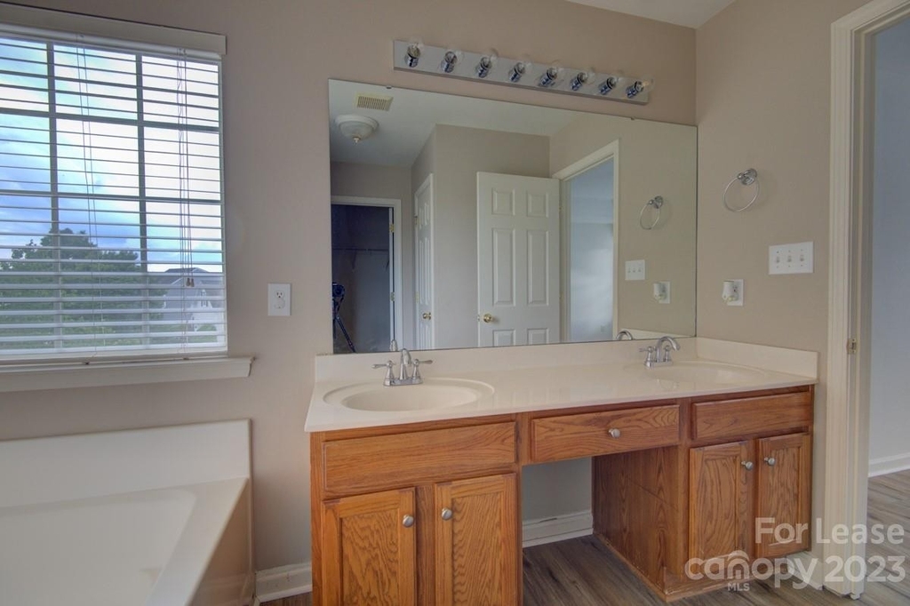 13609 Armour Ridge Drive - Photo 24