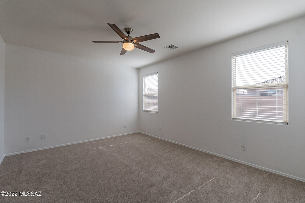 11751 W Boll Bloom Drive - Photo 19