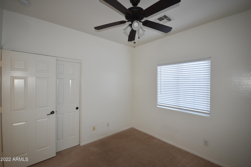 11633 W Jackson Street - Photo 39