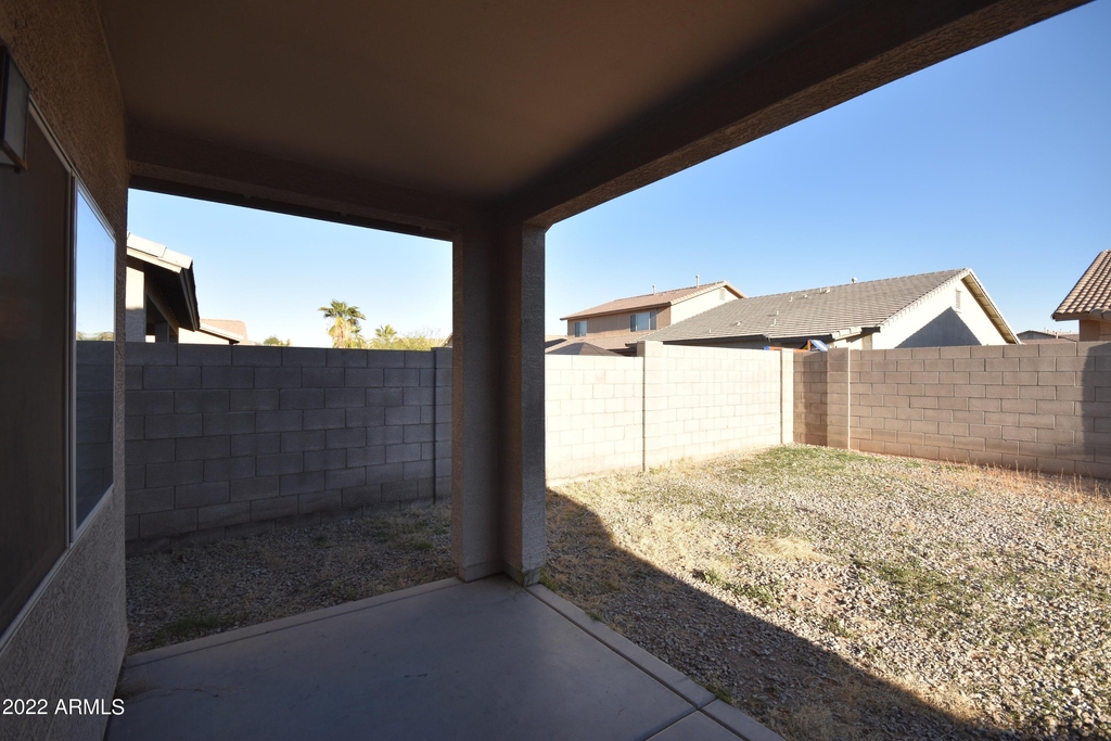 11633 W Jackson Street - Photo 49