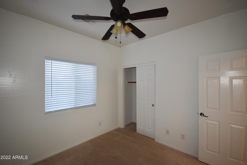 11633 W Jackson Street - Photo 35