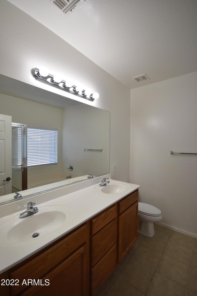 11633 W Jackson Street - Photo 30