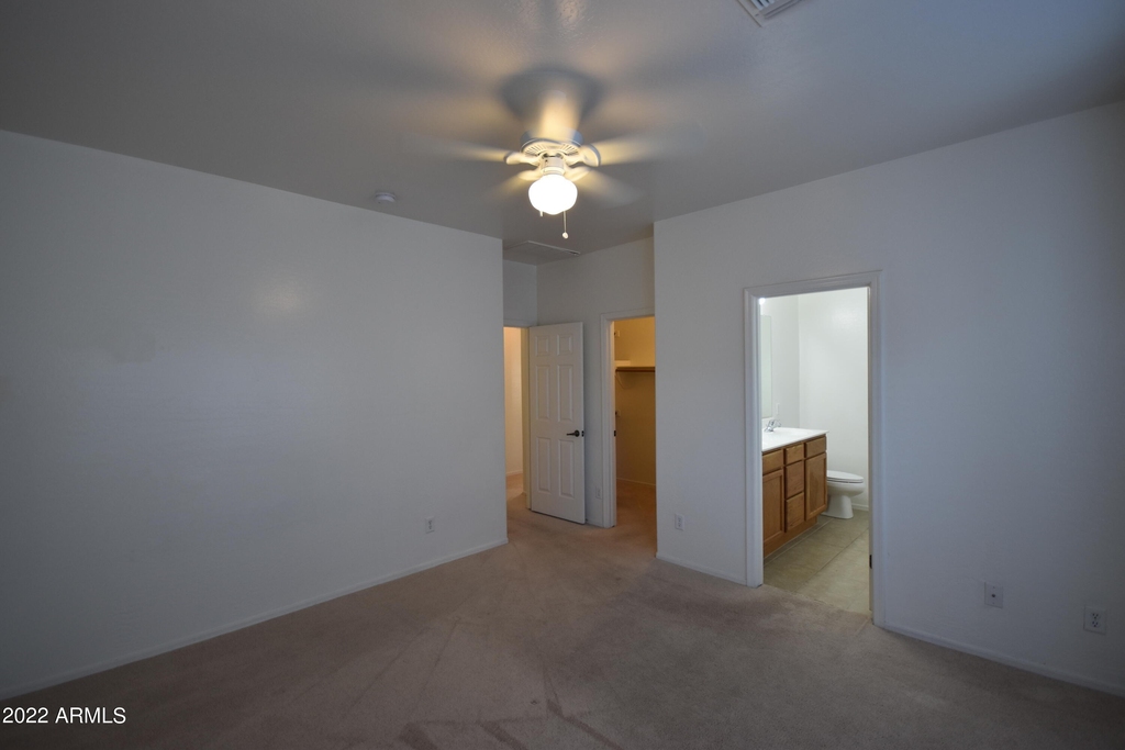 11633 W Jackson Street - Photo 27