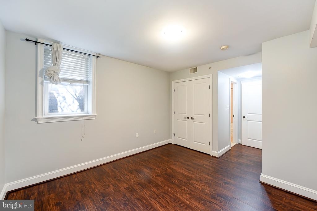 1323 Clifton St Nw - Photo 17