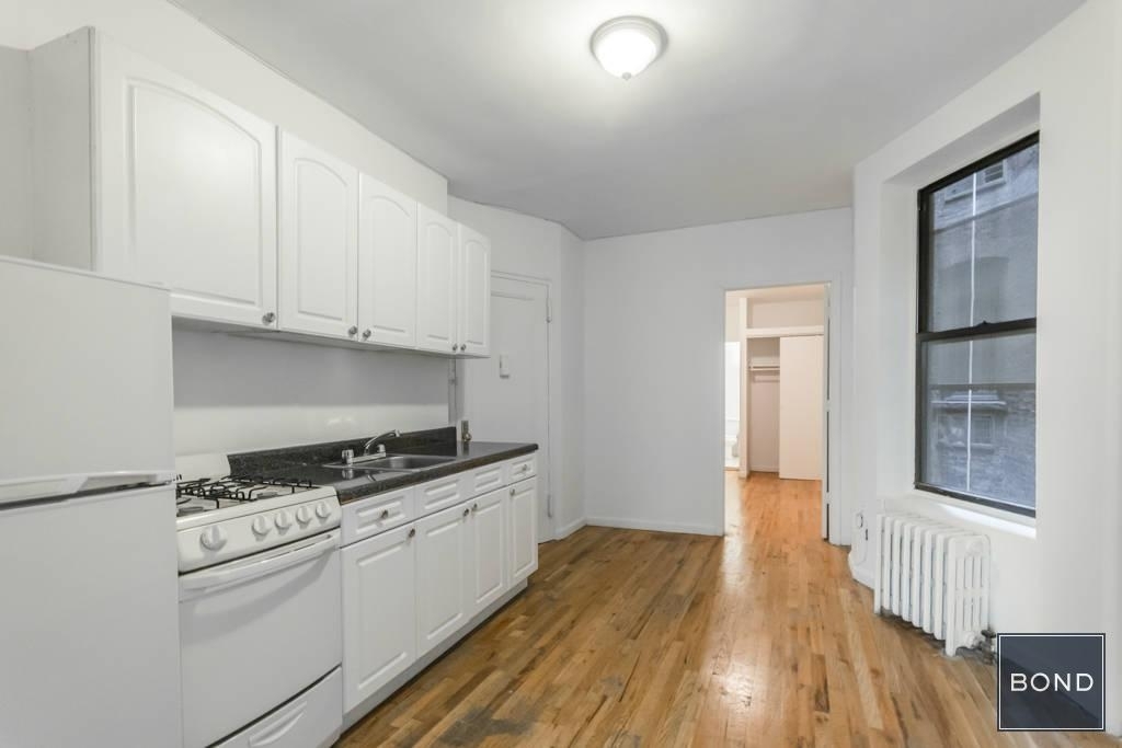 312 East 91st Street - Photo 0