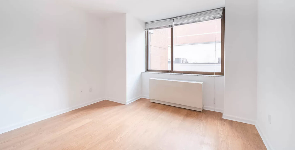  East 37th Street - Photo 6