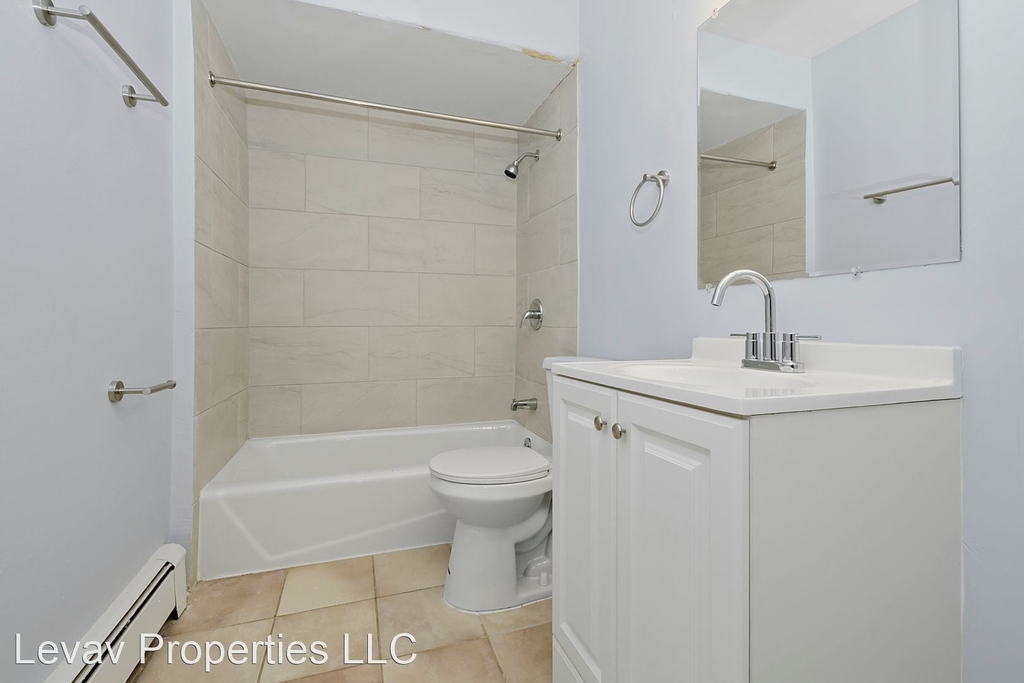 2040 W 111th St - Photo 8