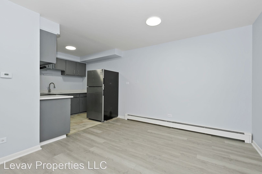 2040 W 111th St - Photo 5