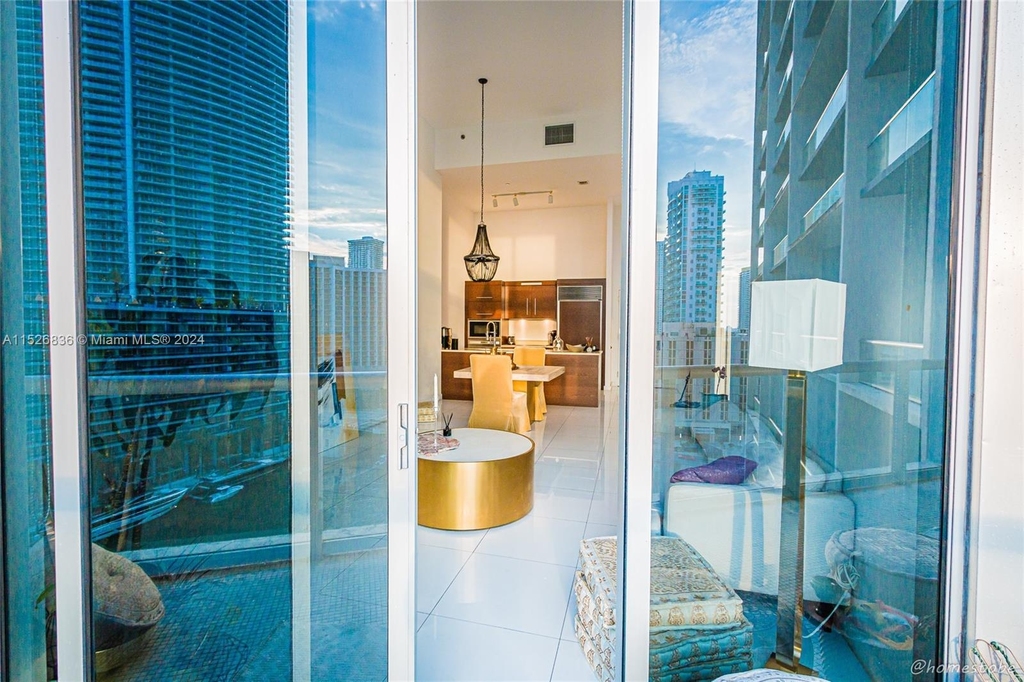 465 Brickell Ave - Photo 18