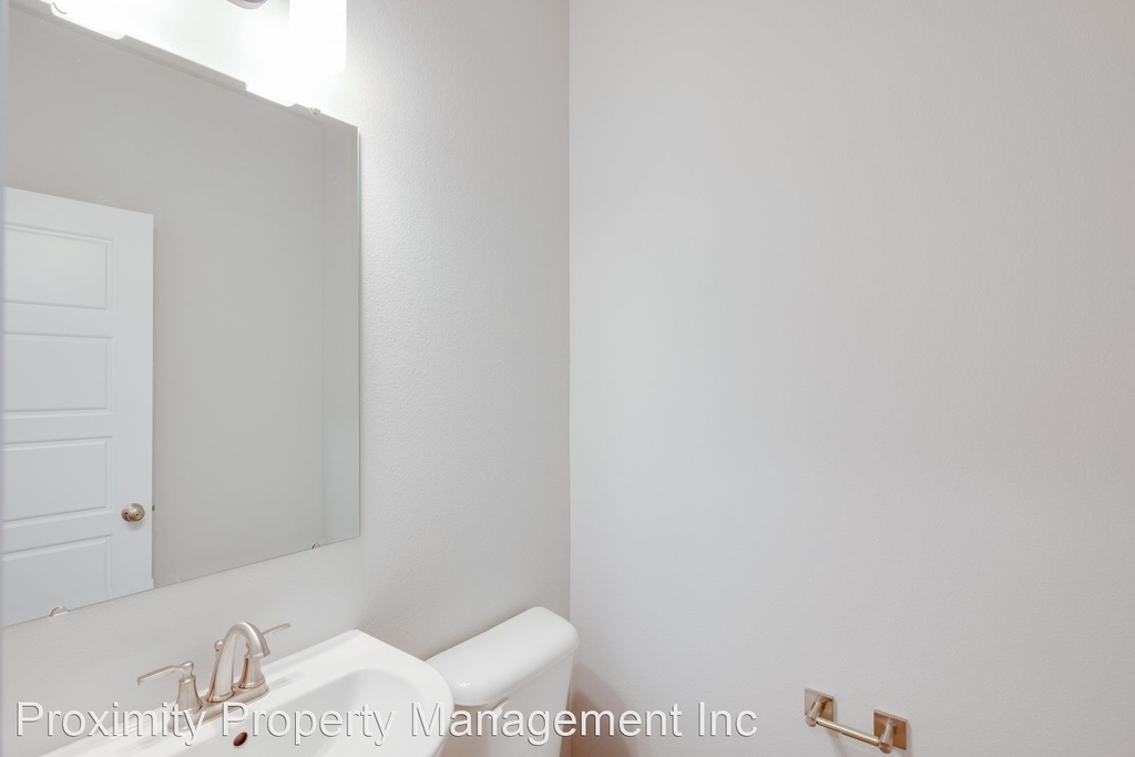 314 S. Baraya Way - Photo 5