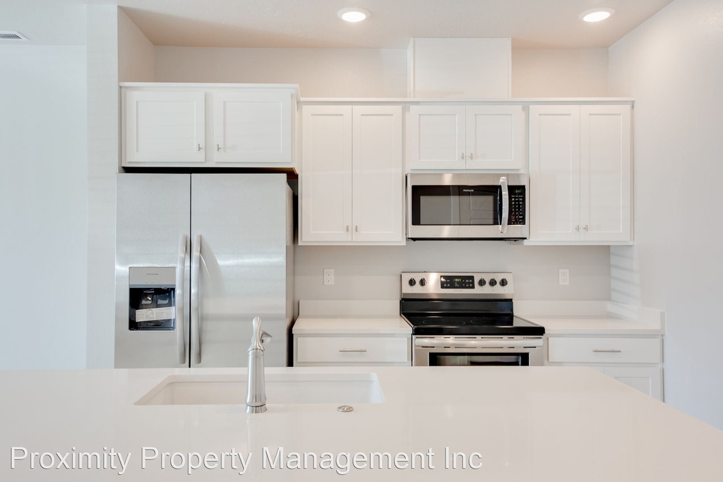 296 S. Baraya Way - Photo 7