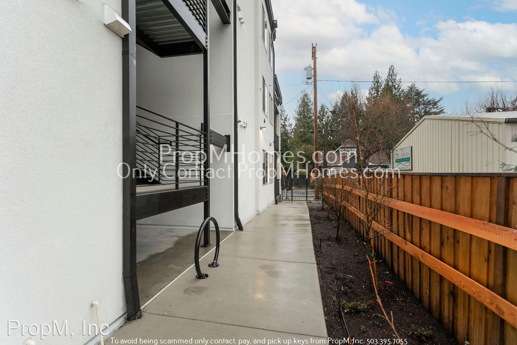 7530 N Richmond Avenue - Photo 17