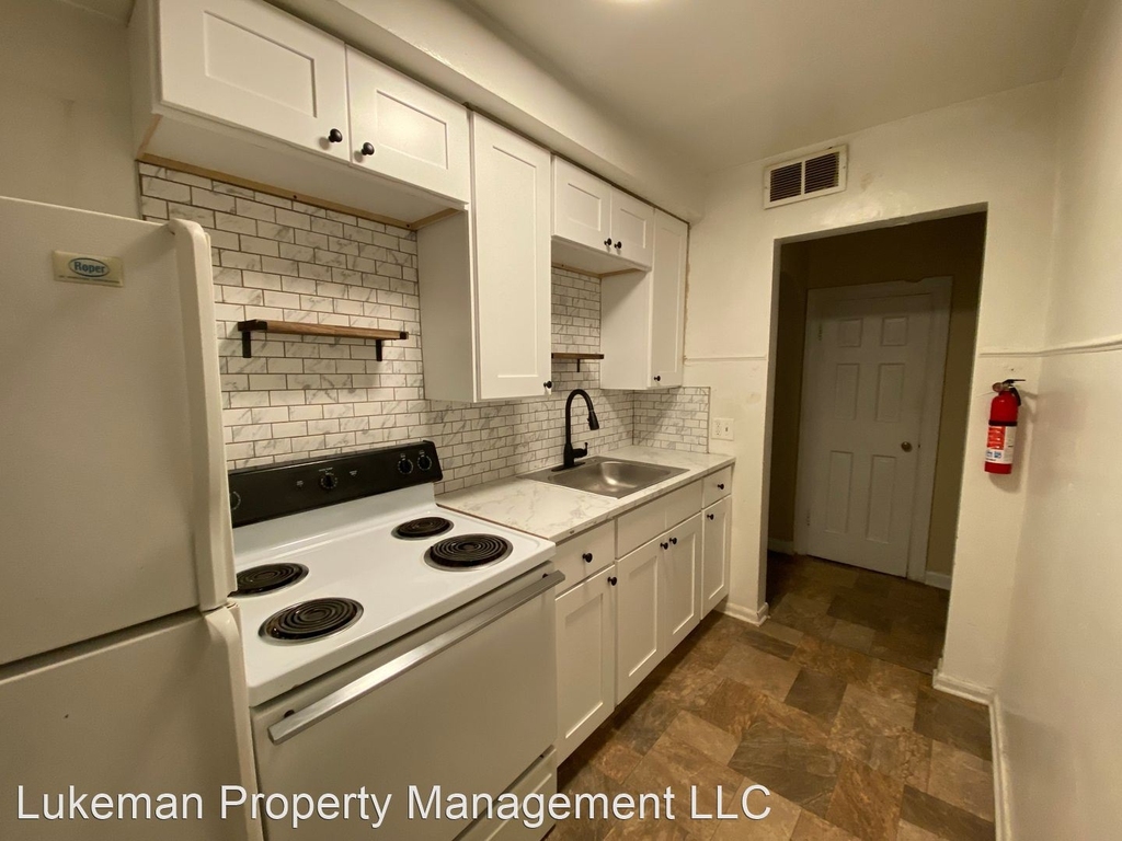 447 W Walnut St. - Photo 1