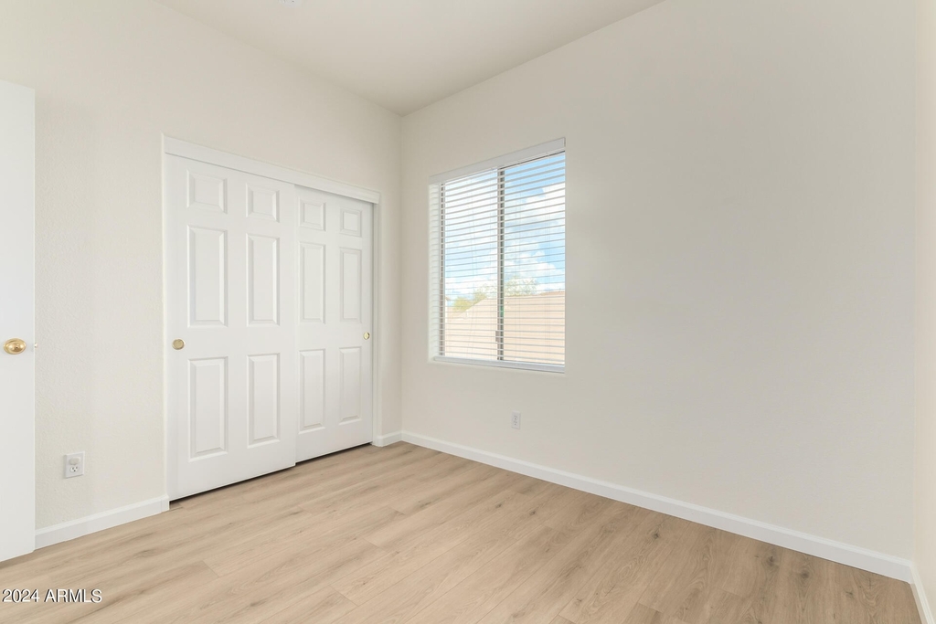 11718 W Grant Street - Photo 23