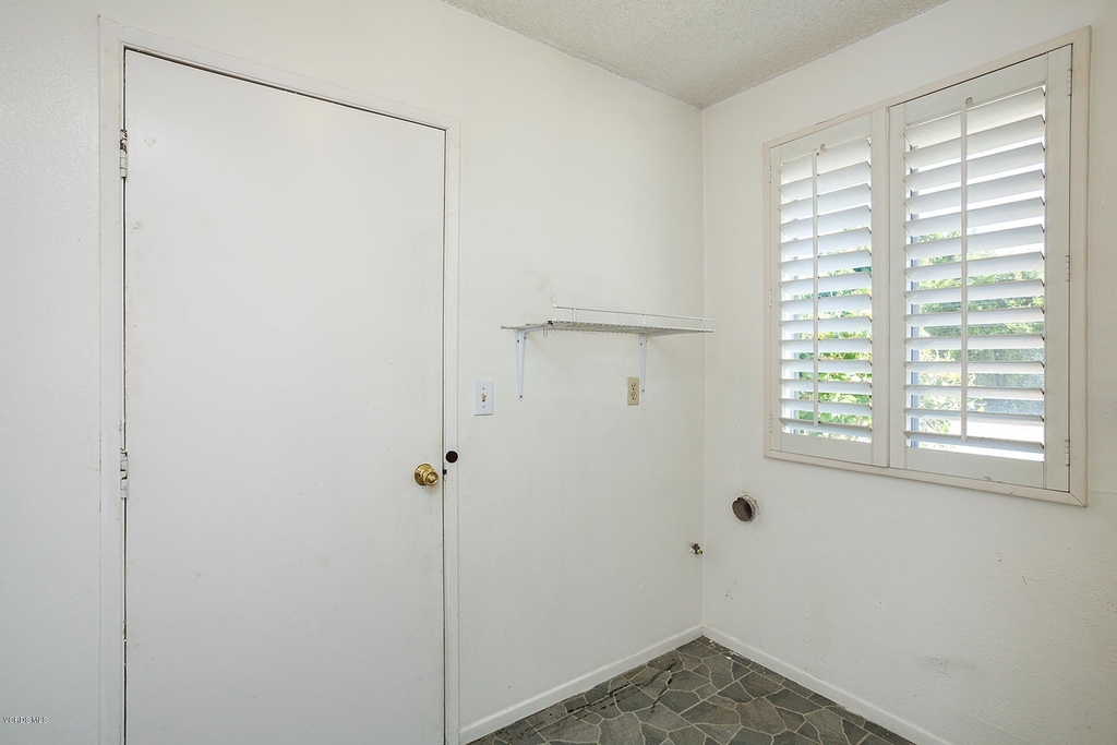 4251 Eve Road - Photo 8