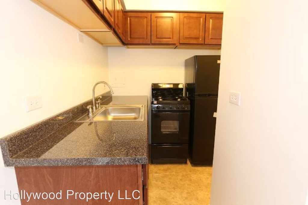 1040 W. Hollywood - Photo 12