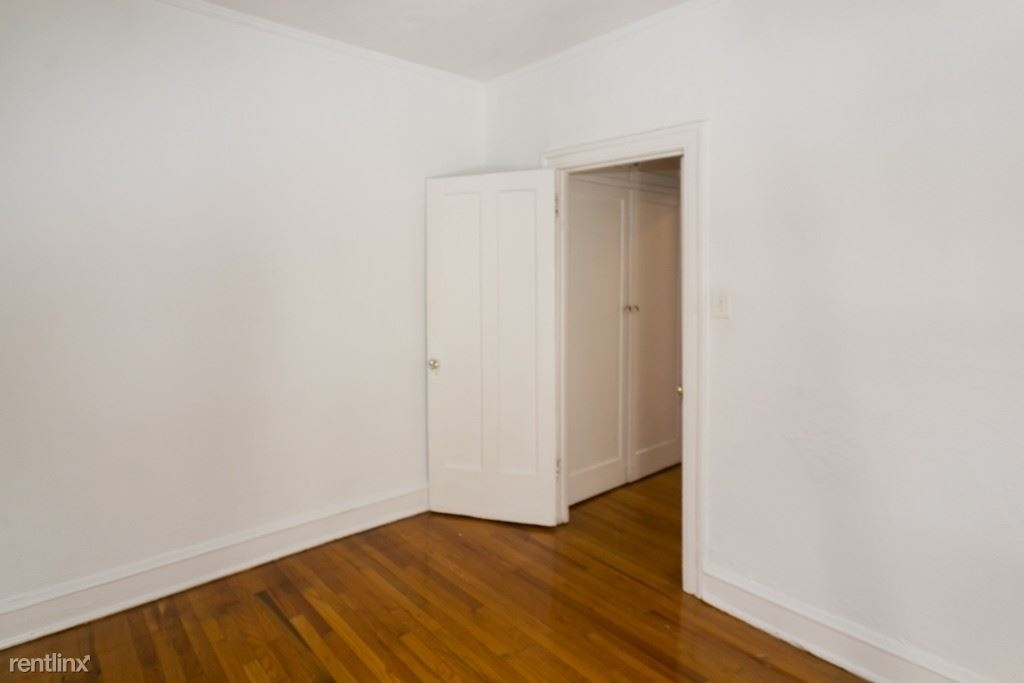 633 W. Cornelia, Unit E-4 - Photo 15