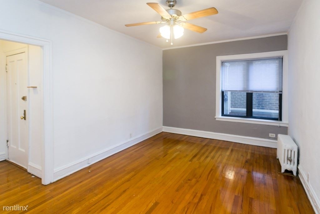 633 W. Cornelia, Unit E-4 - Photo 9