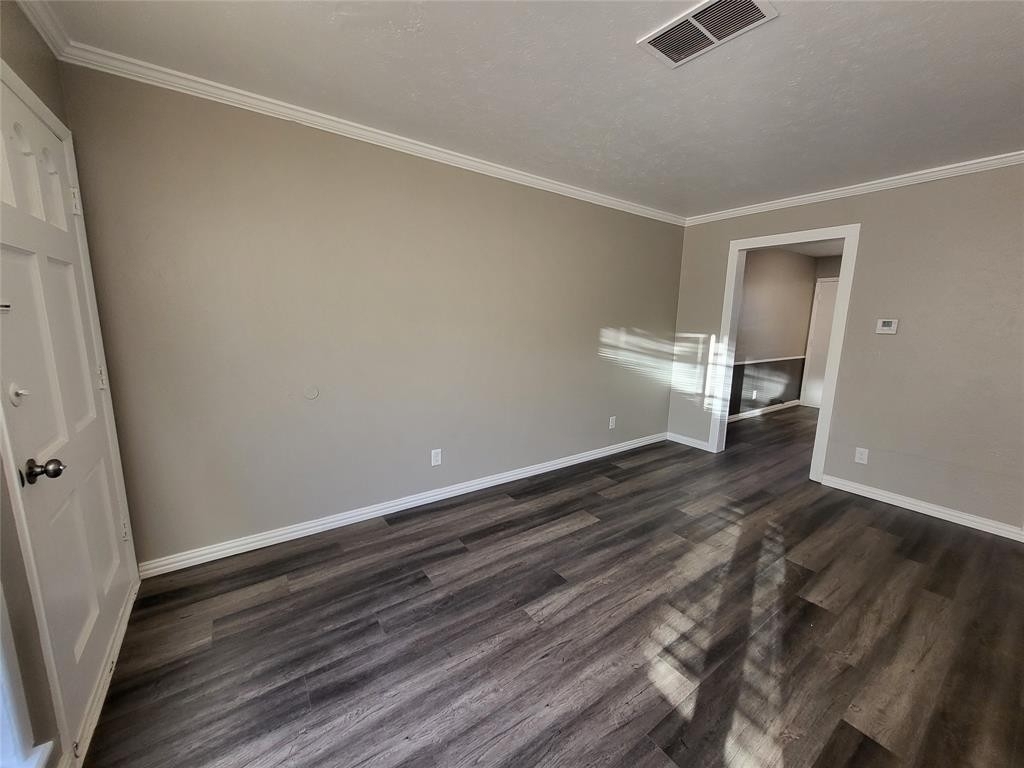 1505 E Wells Avenue - Photo 11