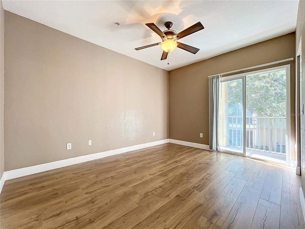 2586 Grand Central Parkway - Photo 33
