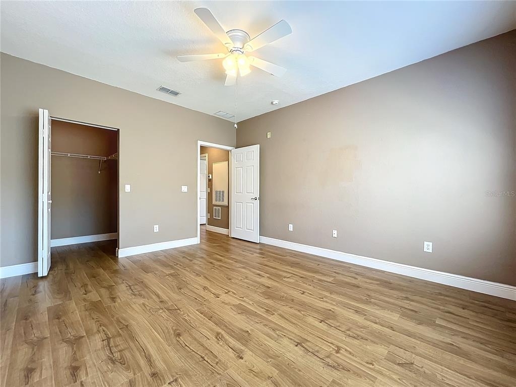 2586 Grand Central Parkway - Photo 44