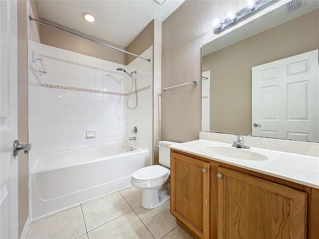 2586 Grand Central Parkway - Photo 36