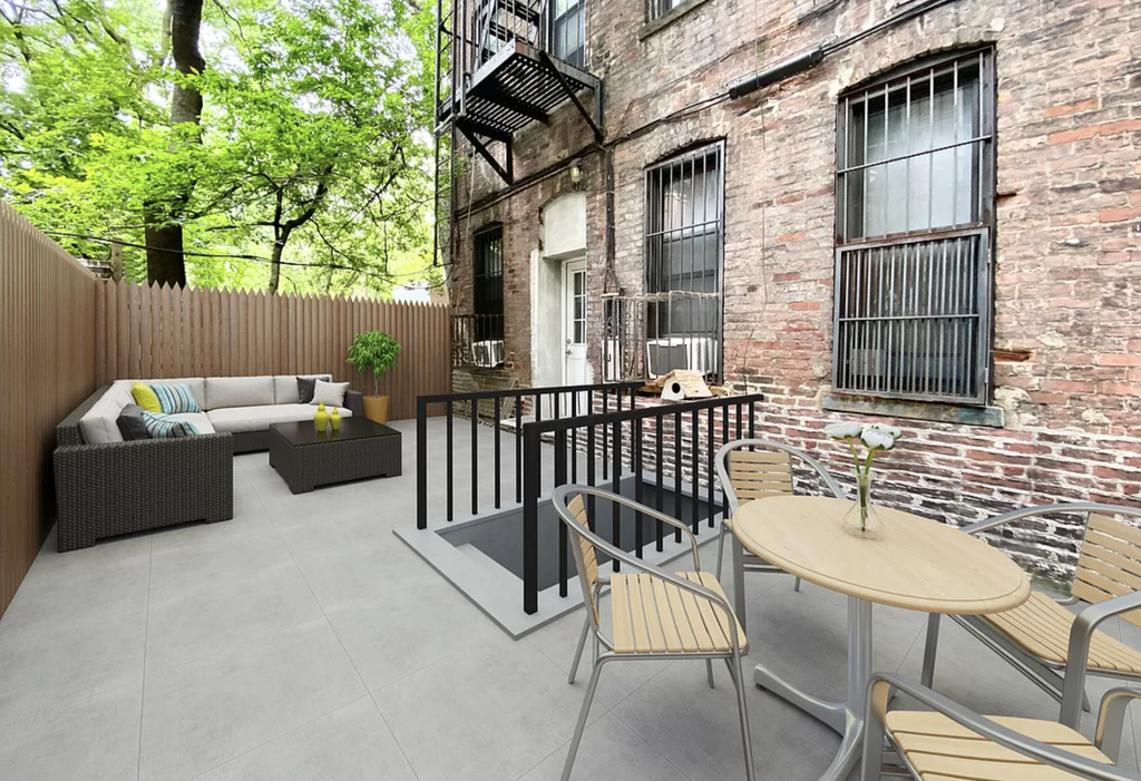 454 West 22nd Street - Photo 6