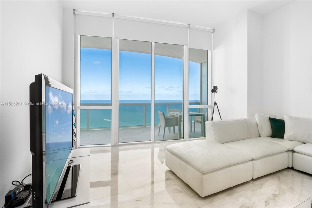 15901 Collins Ave (avail 5/1-11/15) - Photo 6