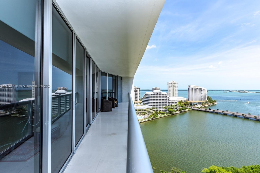 495 Brickell Ave - Photo 3